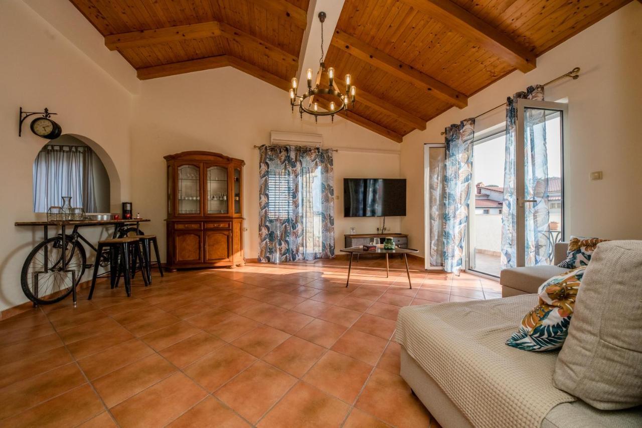 Nikolina Rab Apartments Rab Town Dış mekan fotoğraf