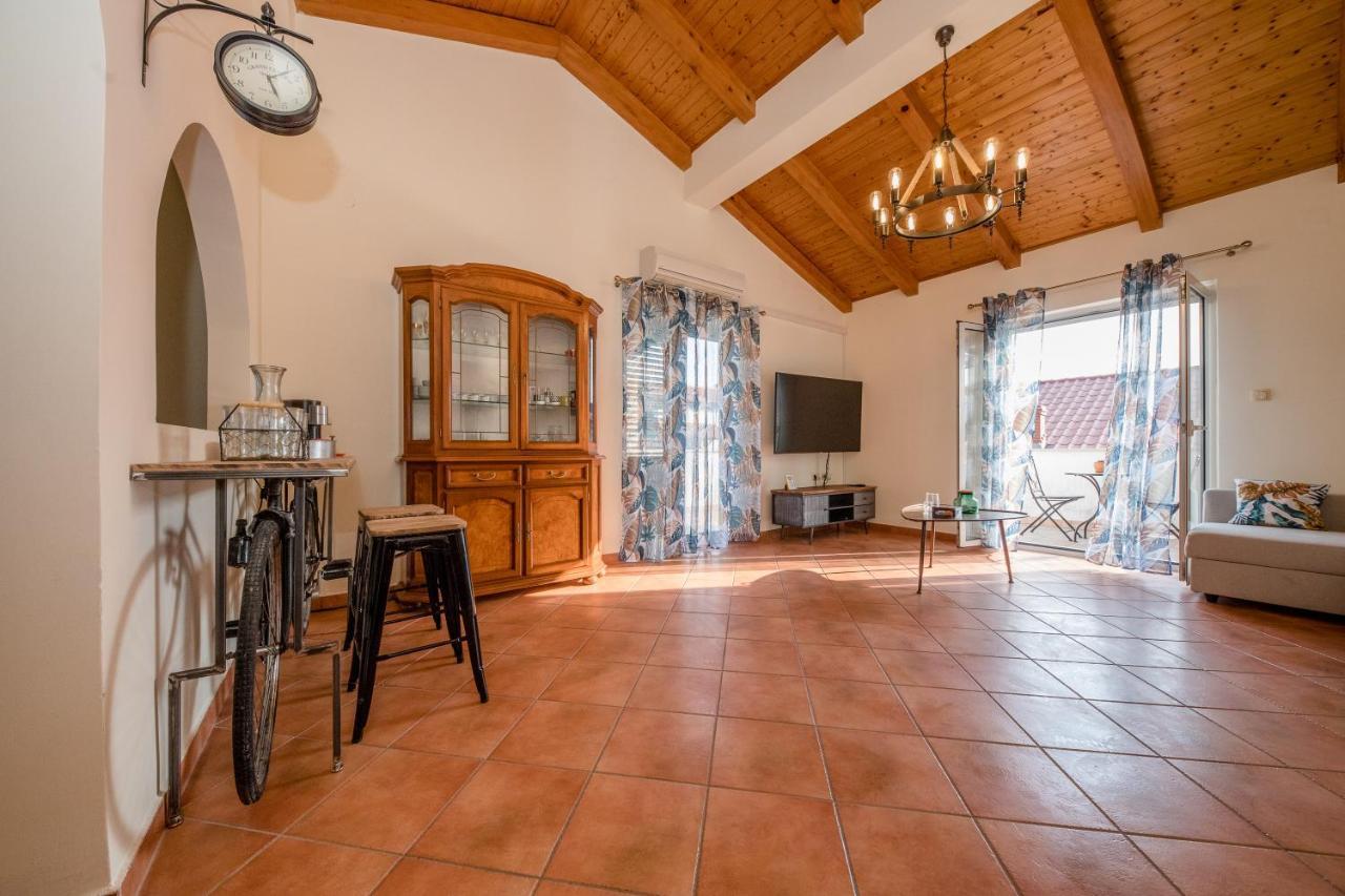 Nikolina Rab Apartments Rab Town Dış mekan fotoğraf
