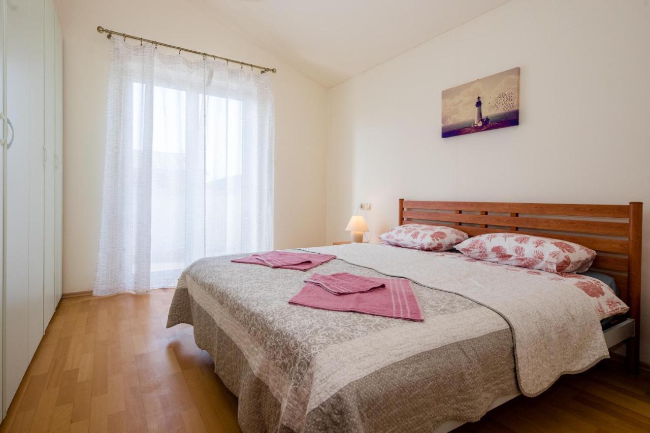 Nikolina Rab Apartments Rab Town Dış mekan fotoğraf